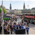 Nachrichten aus Hamburg vom 16. Mai 2026: Zwischen Fußball-Drama, bewegendem Gedenken und dem pulsierenden Leben der Hansestadt